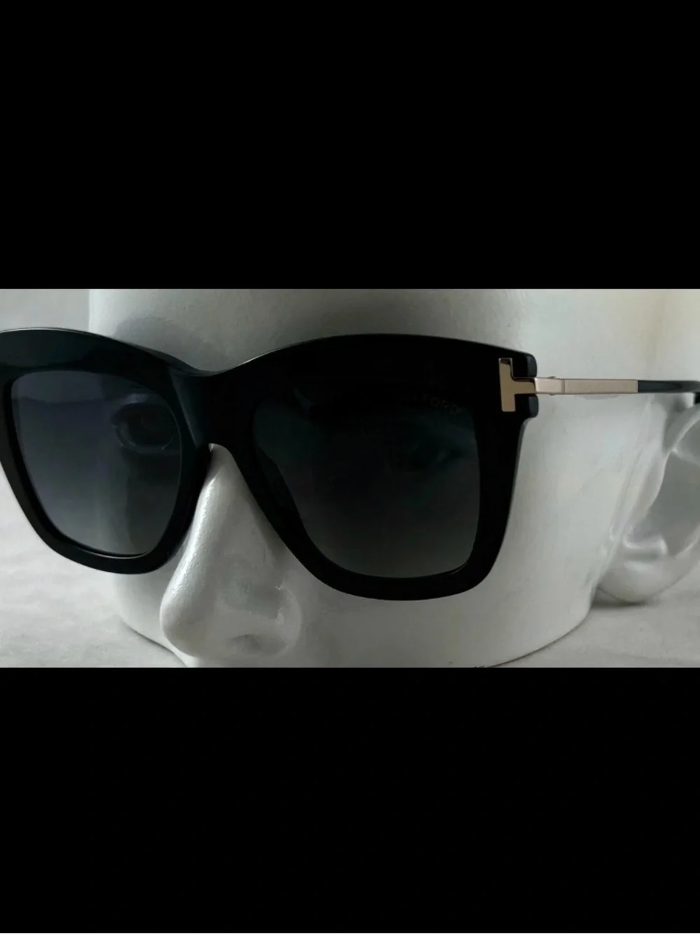 TOM FORD DASHA TF822 TF 822 01D Gold/Black Polarized Sunglasses 52-16-140